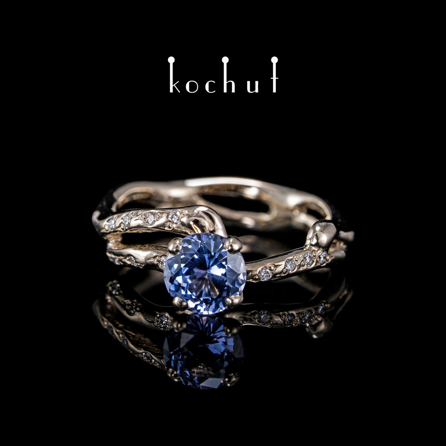 Mermaid — Verlobungsring aus Palladium-Gold mit Spinell und Diamanten
