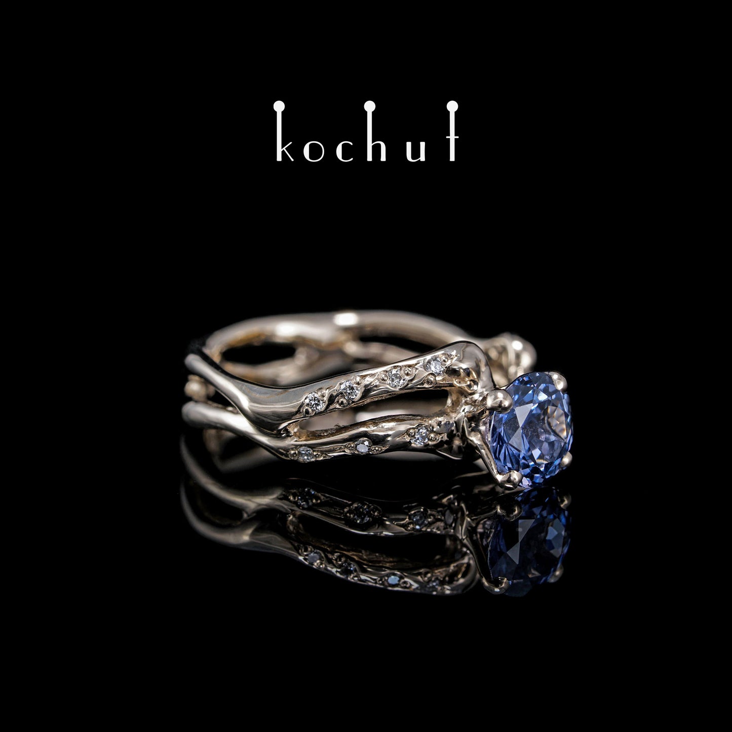 Mermaid — Verlobungsring aus Palladium-Gold mit Spinell und Diamanten