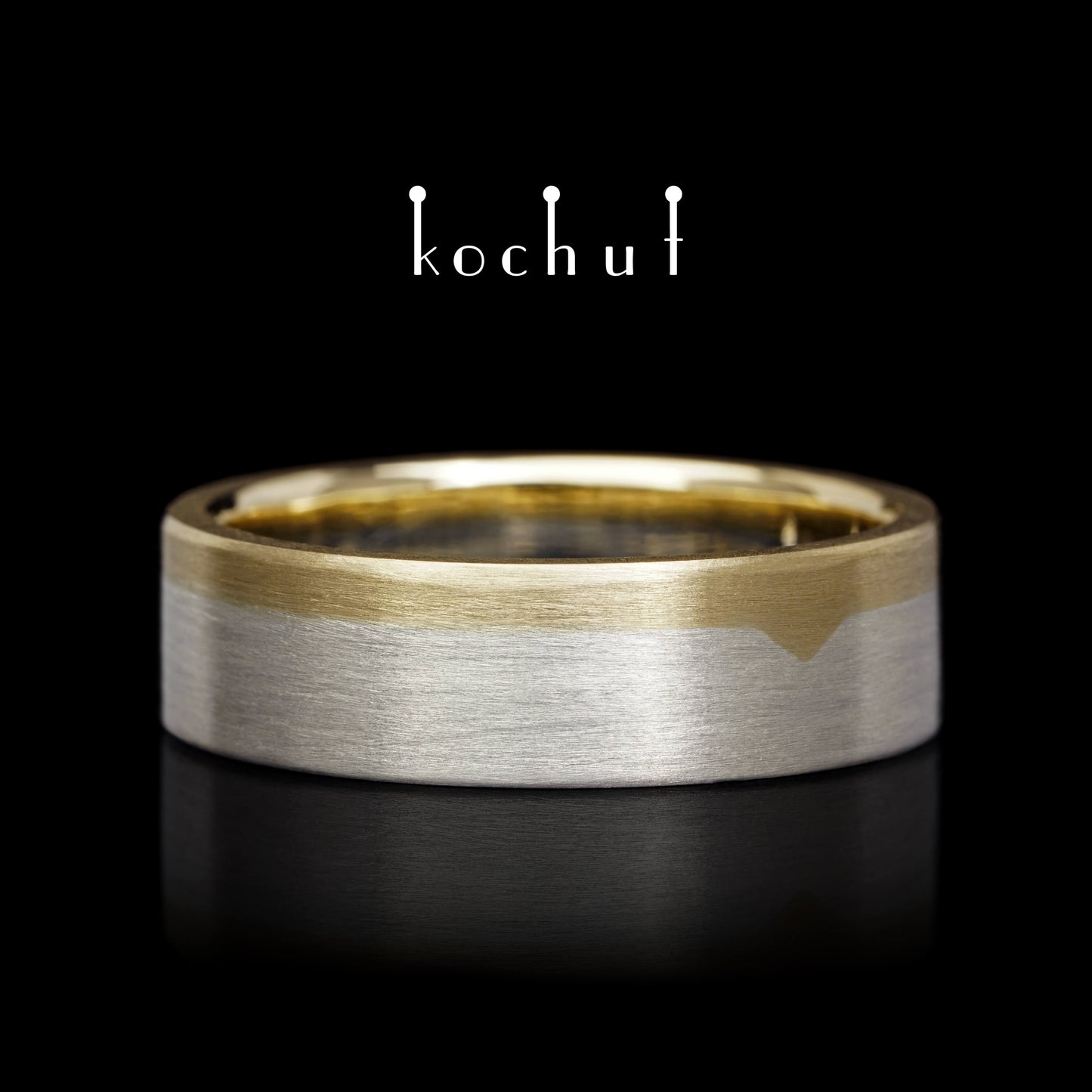 Die letzte Grenze – flach geformter Ehering aus 14-karätigem Gelbgold und Sterlingsilber