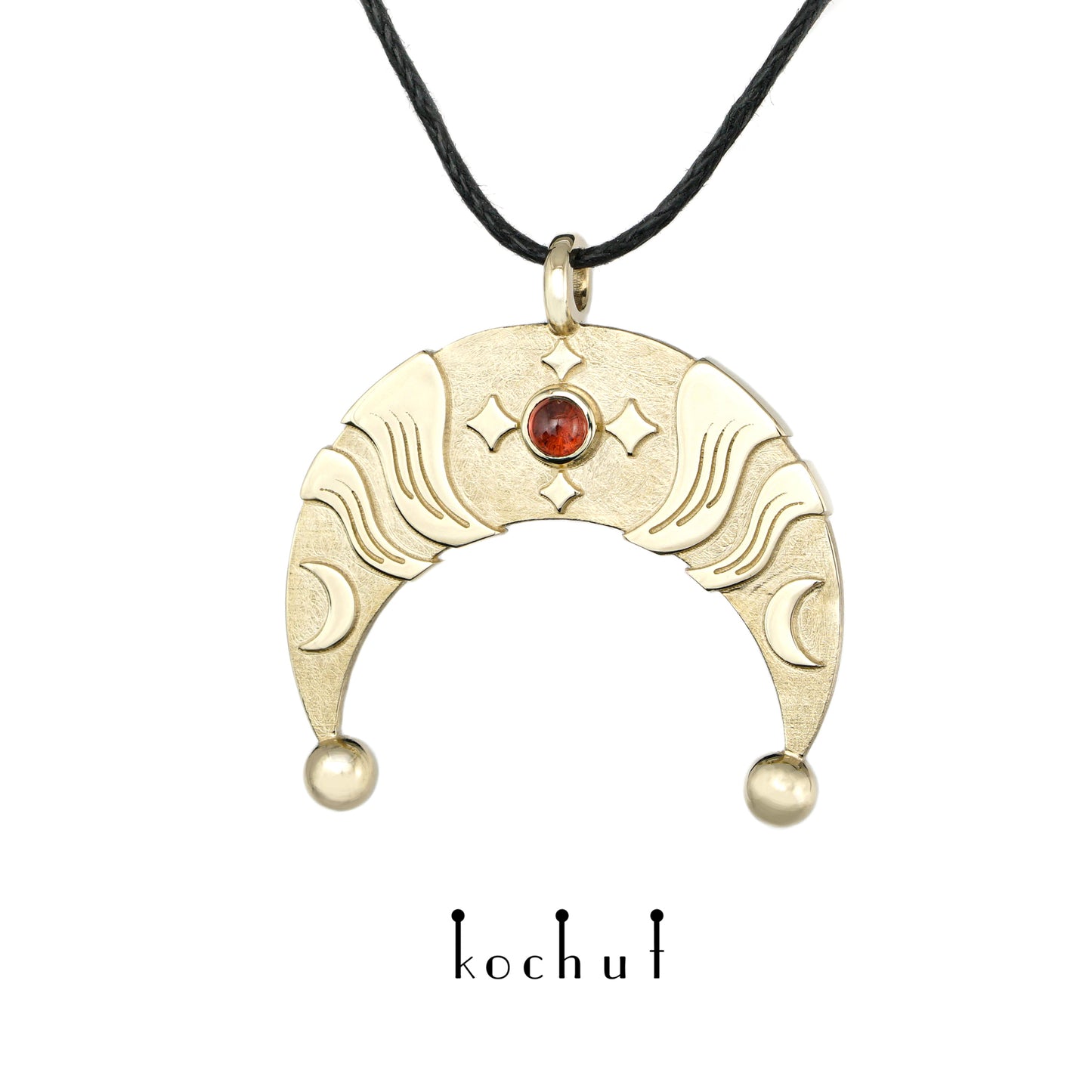 Lunnitsa — Anhänger aus Gelbgold mit Granat