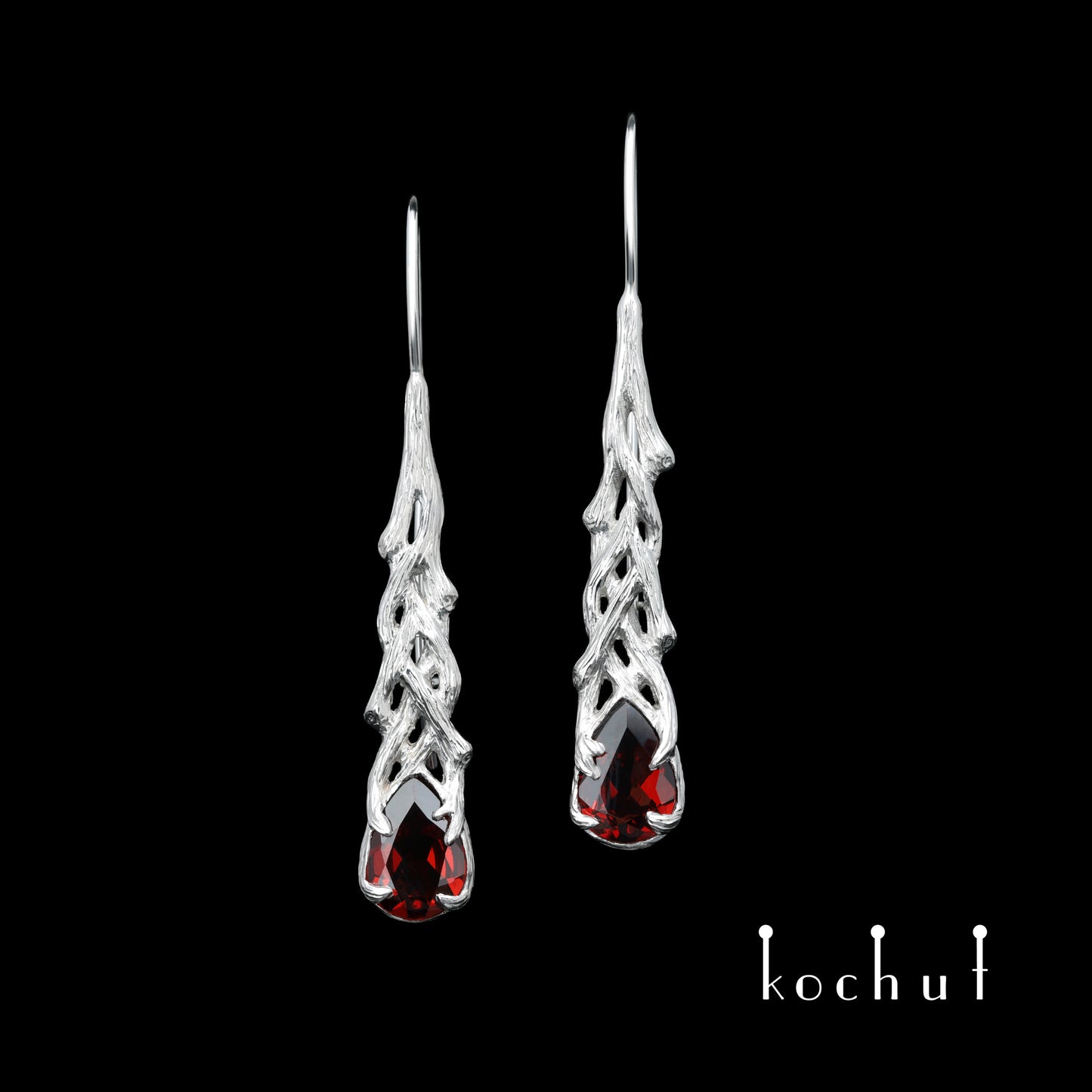 Galadriel — Sterling-Silber-Set mit roten Granaten, überzogen mit weißem Rhodium