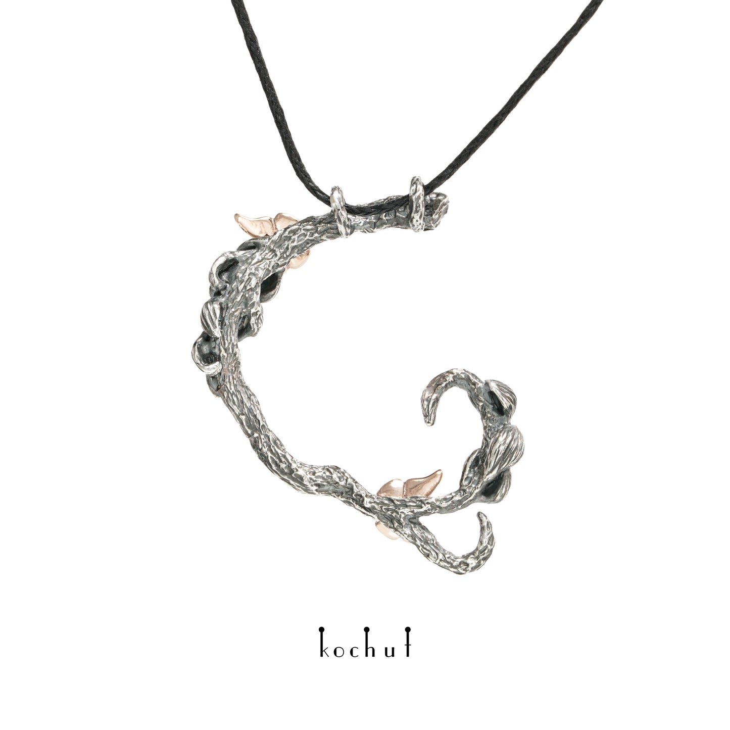 Schmetterling des Lichts — Anhänger aus oxidiertem Silber und Rotgold