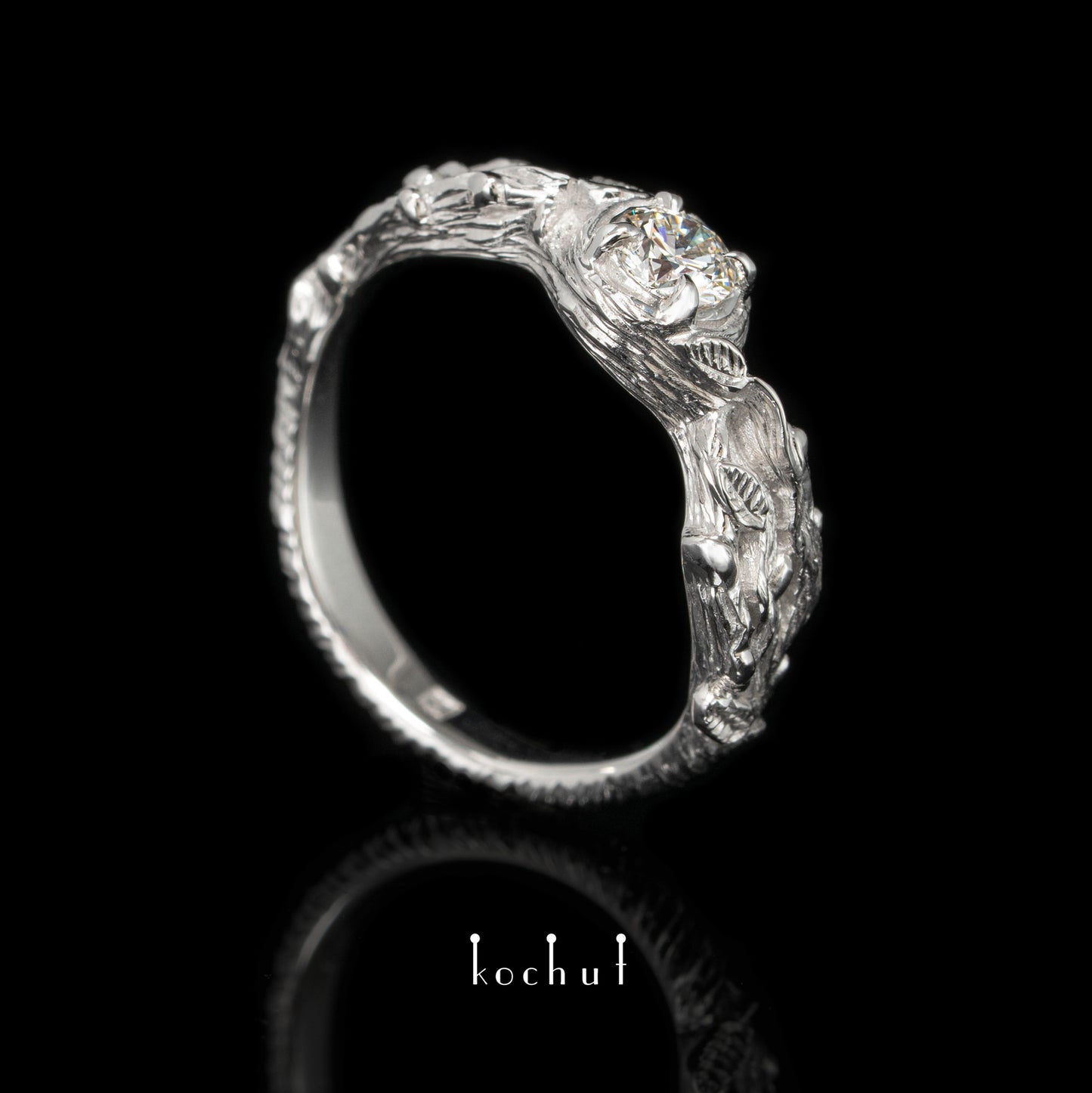 Sprossen — Verlobungsring aus Weißgold mit Diamant, beschichtet mit weißem Rhodium