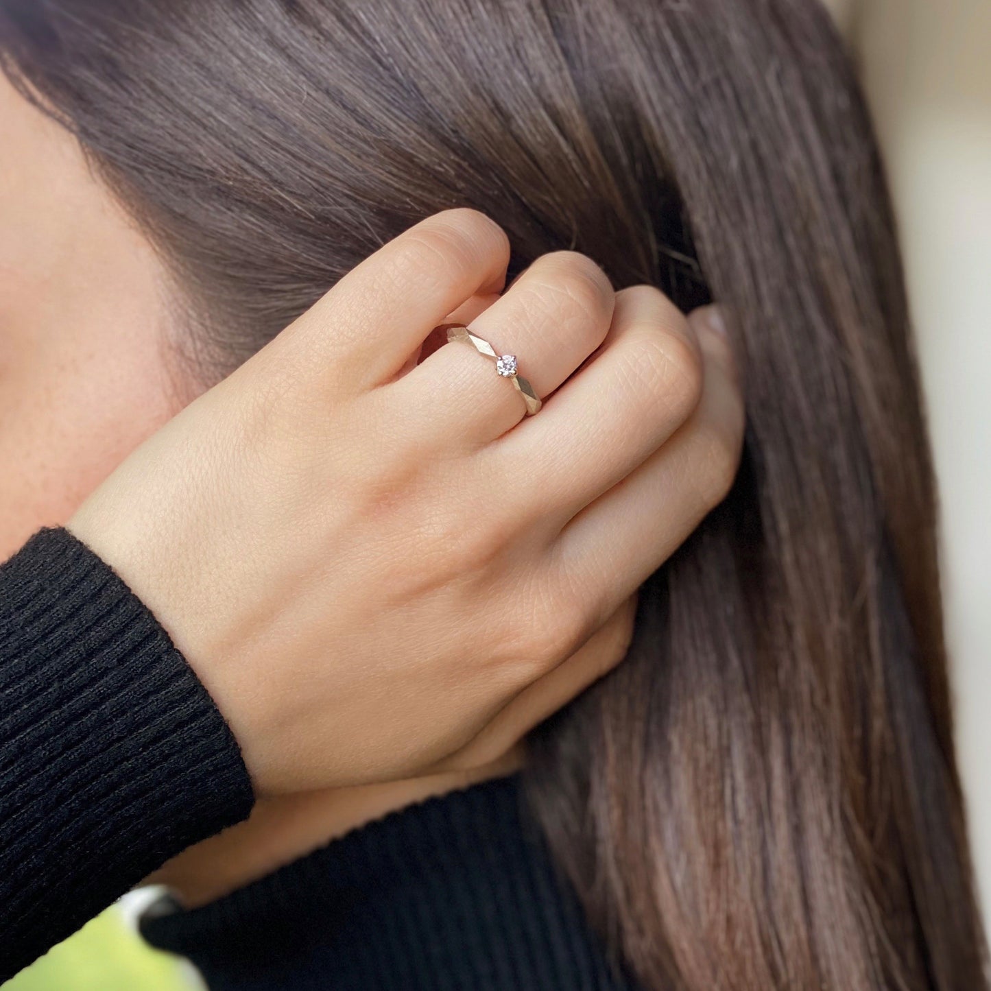 Mein Königin — Verlobungsring aus Weißgold mit Diamant