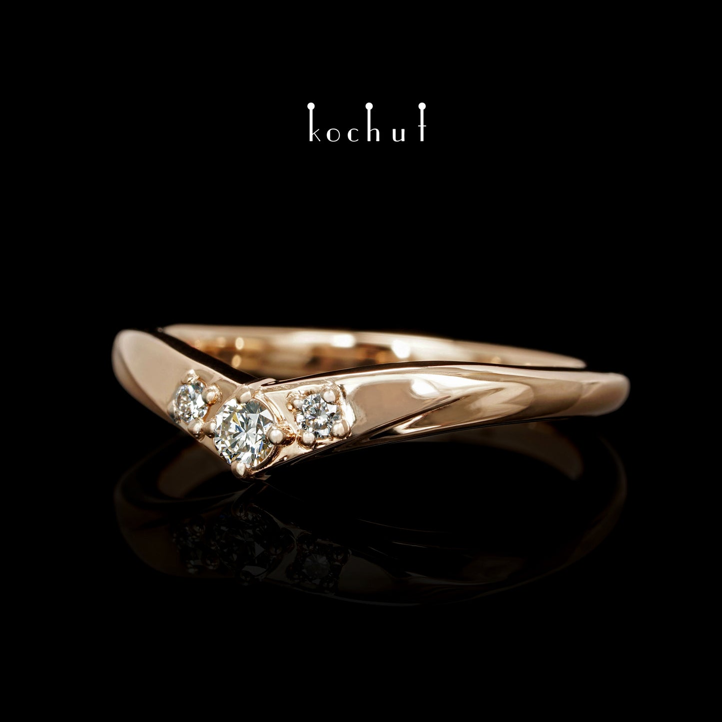 Meine Dame — Rotgoldring mit Diamanten