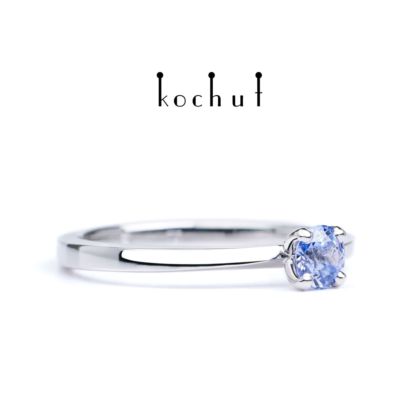 Mein Inspiration — Weißgold-Verlobungsring mit Kornblumen-Saphir, überzogen mit weißem Rhodium