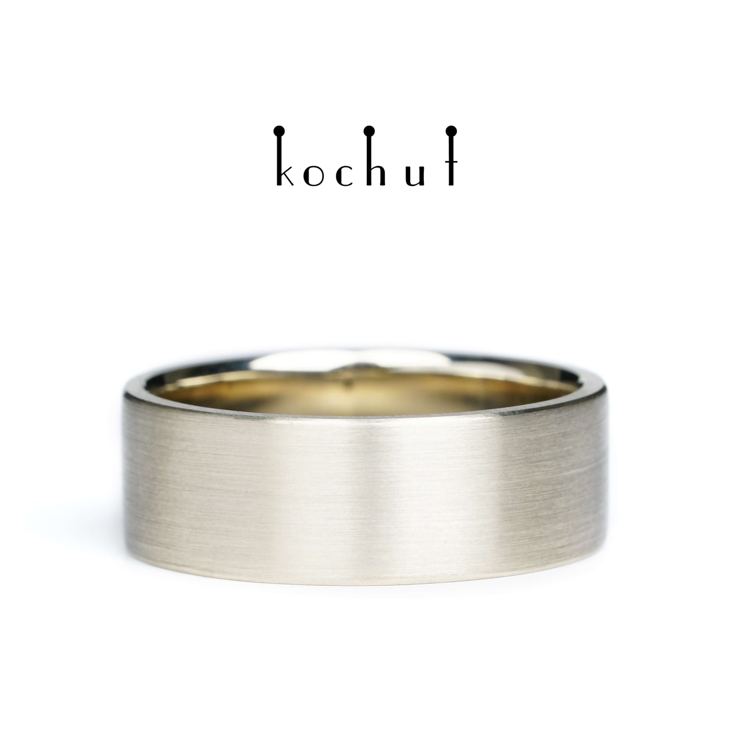 Lebensbaum: Halbe — Ehering aus Weißgold, überzogen mit schwarzem Rhodium
