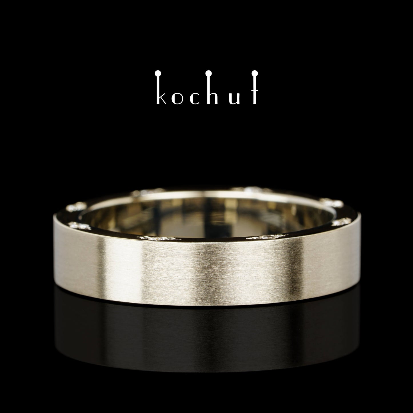 Aristocrats — flach geformter Ehering aus Weißgold mit Diamanten