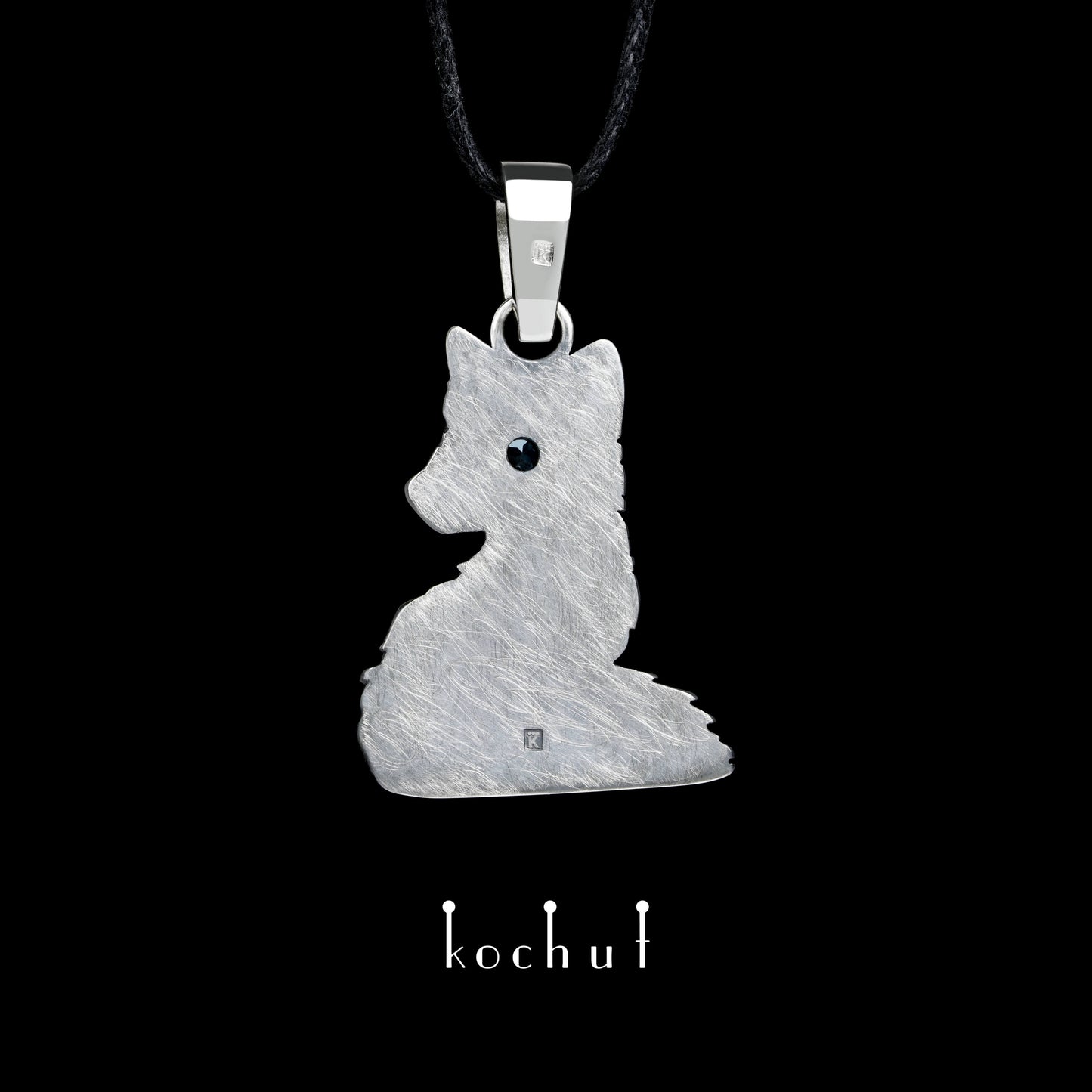 Kleiner Fuchs — Anhänger aus oxidiertem Silber mit Topas