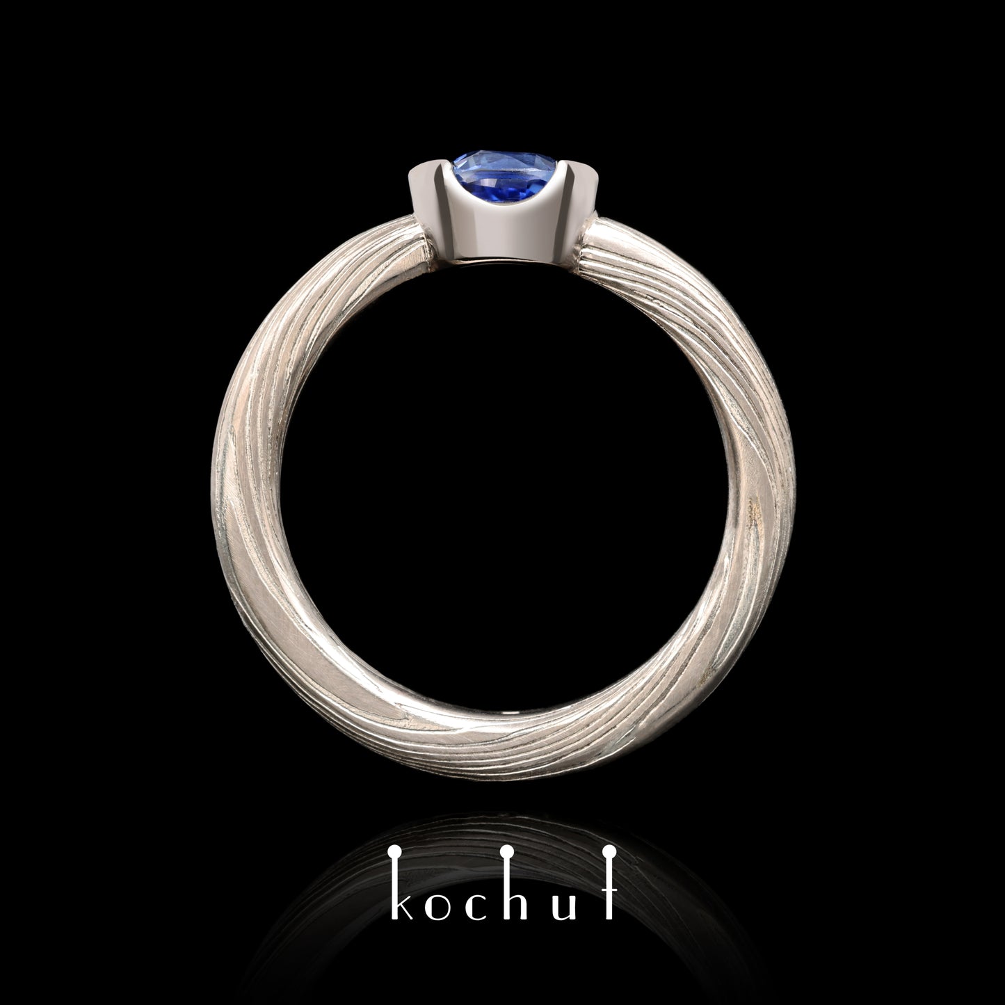 Jugen — Mokume-Ring aus Palladium-Gold und graviertem Silber mit Kornblumen-Saphir