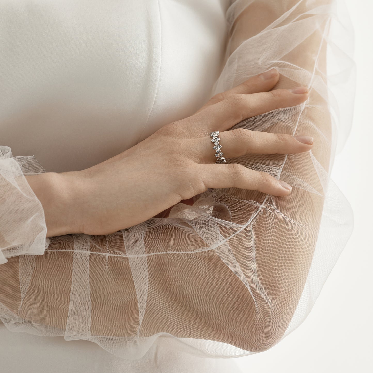 Frost — Platinerring mit Diamanten