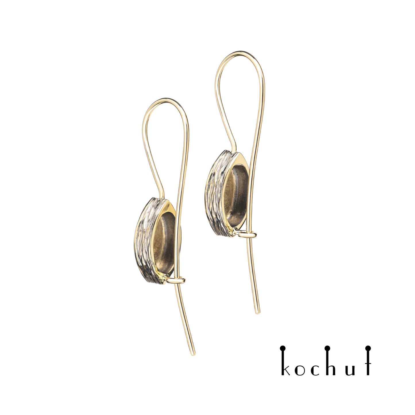 Golden Leaf — Ohrringe aus Gelbgold, beschichtet mit schwarzem Rhodium