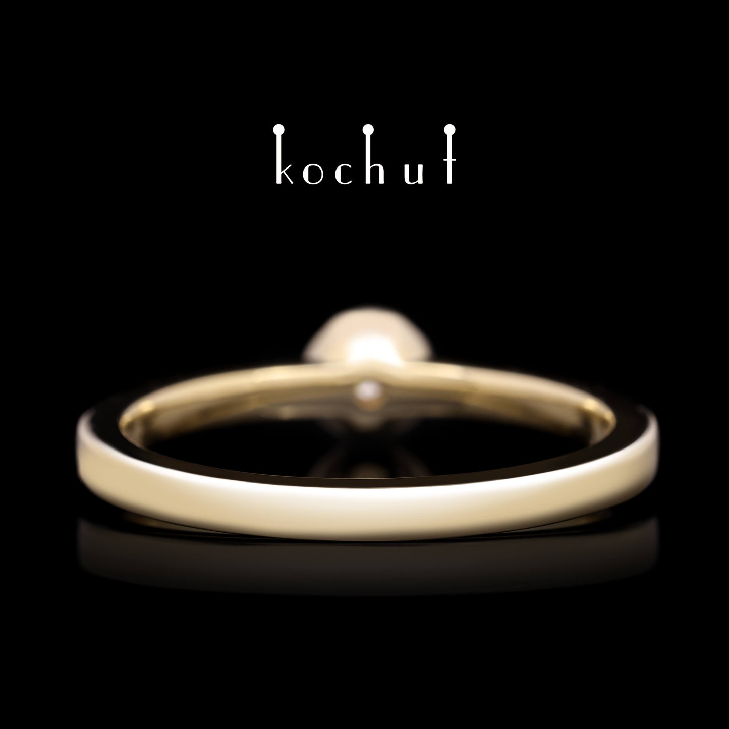 Gipfel der Liebe — Ring aus Gelbgold mit Diamant