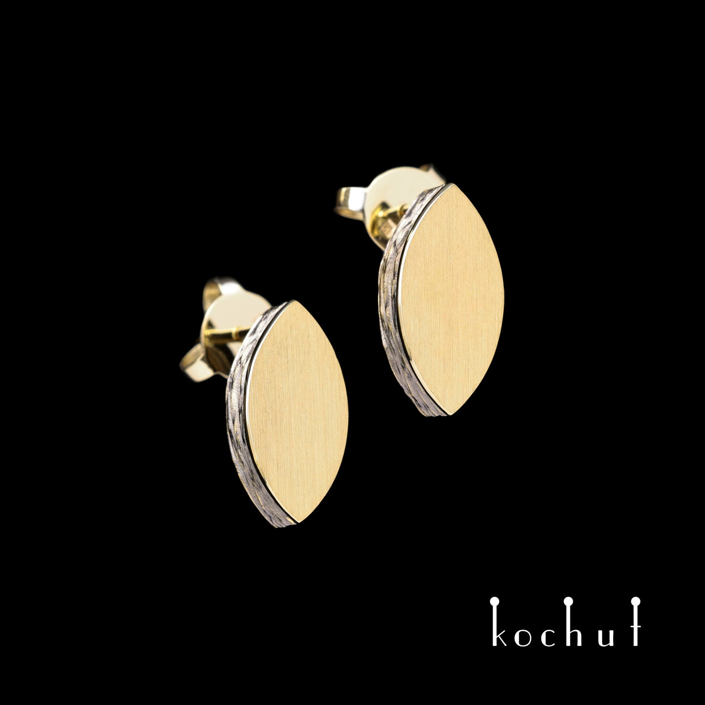 Golden Leaf — Ohrringe aus Gelbgold, beschichtet mit schwarzem Rhodium