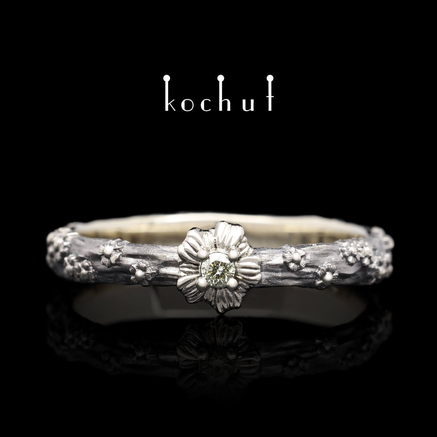 Vergissmeinnicht — Ring aus Weißgold mit hellgelbem Diamanten, überzogen mit schwarzem Rhodium