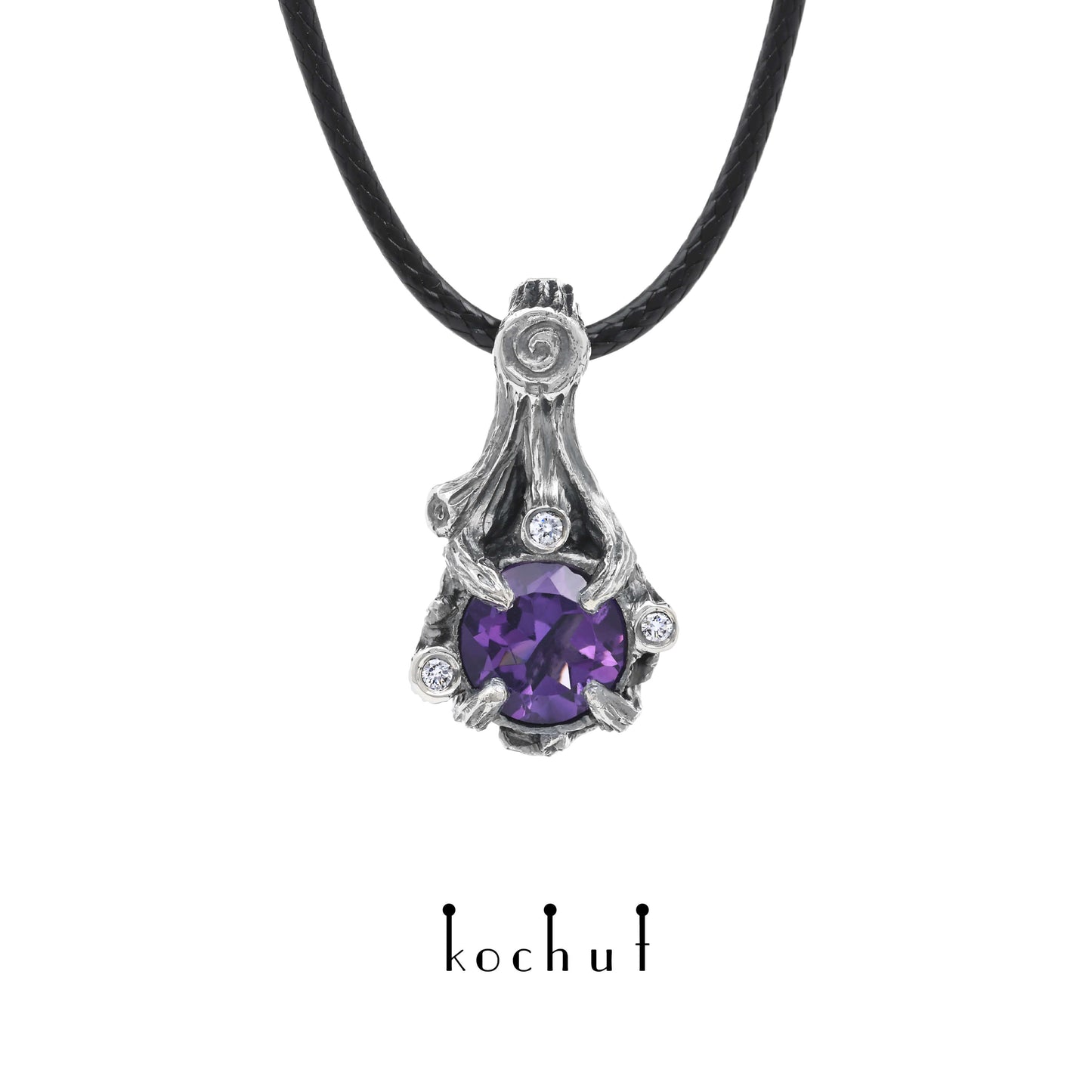 Verzauberter Wald — Anhänger aus oxidiertem Silber mit Amethyst und Diamanten