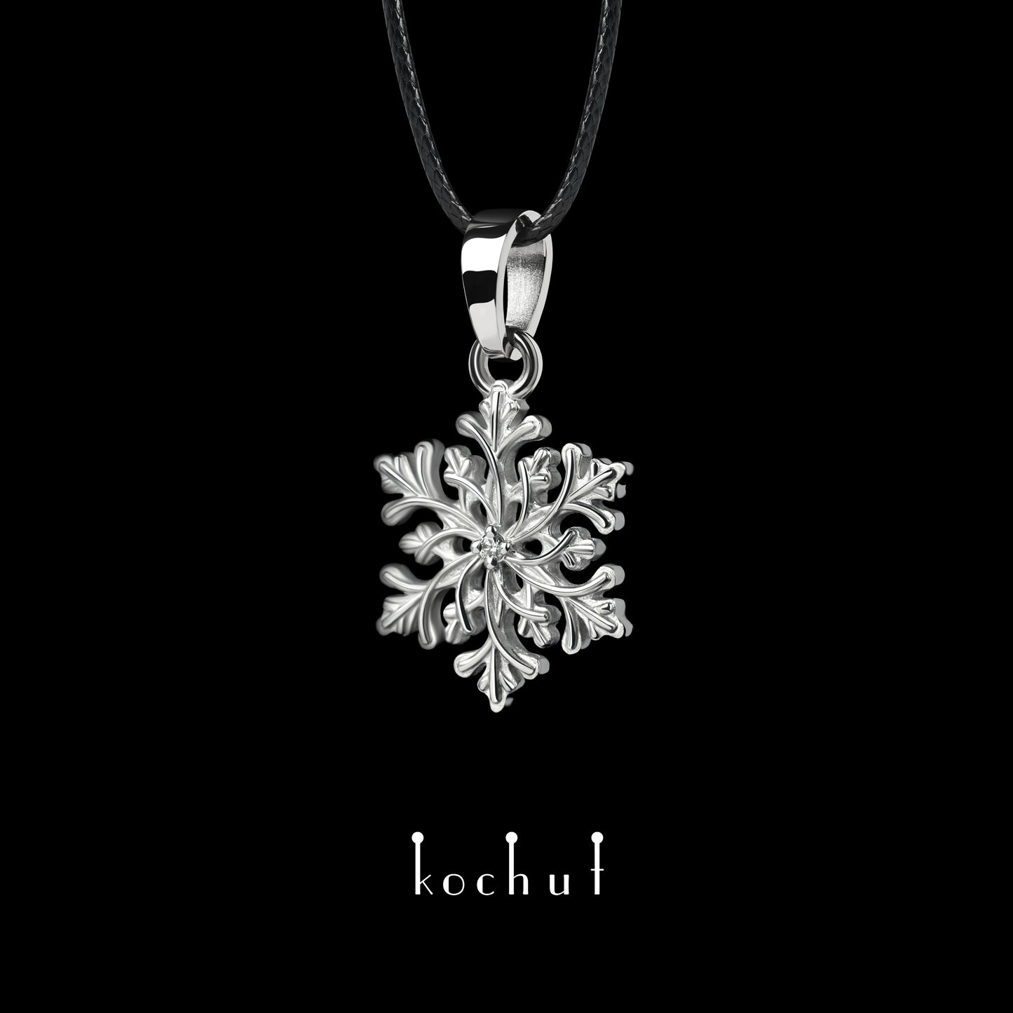 Gerda's Touch — Anhänger aus Platin mit Diamant