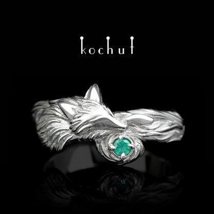 Kleiner Fuchs — Ring aus Silber mit Smaragd, beschichtet mit weißem Rhodium