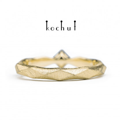 Meine Königin - Verlobungsring aus Gelbgold mit Diamant (0,13 ct)