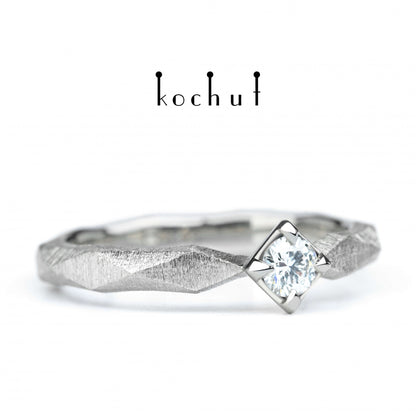 Meine Königin - Verlobungsring aus Platin mit Diamant (0,13 ct)