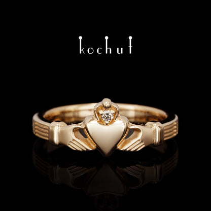 Claddagh — Ring aus Rotgold mit Diamant