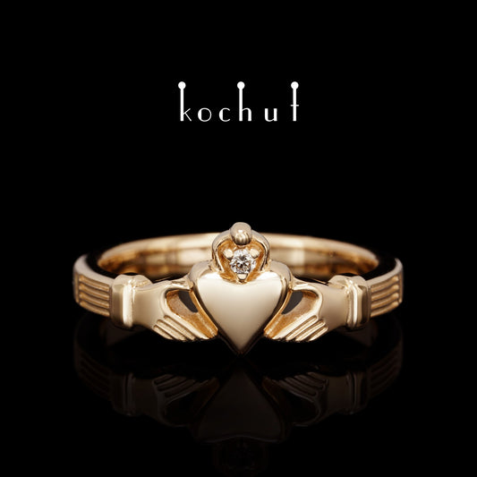 Claddagh — Ring aus Rotgold mit Diamant