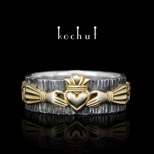 Claddagh: Freundschaft — Ring aus oxidiertem Silber und Gelbgold