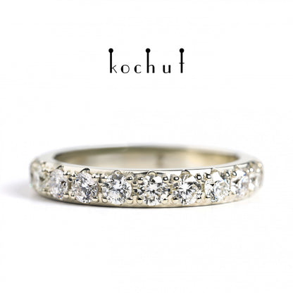 Meine Umlaufbahn  — Ring aus Wießgold mit Diamanten