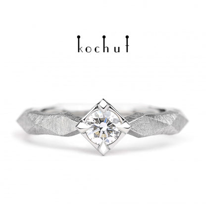 Meine Königin - Verlobungsring aus Platin mit Diamanten (0.25 ct)