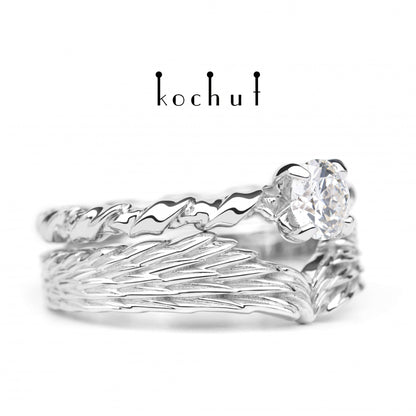 Helena von Troja – ein doppelter Verlobungsring aus Weißgold mit Diamant, überzogen mit weißem Rhodium.