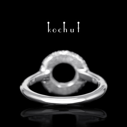 Fata Morgana - Ring aus Weißgold mit Diamanten, schwarz rhodiniert