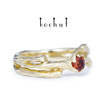 Zweig — Ring aus Gelbgold mit rotem Granat