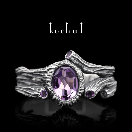 Süße Frucht — Ring aus oxidiertem Silber mit Amethysten