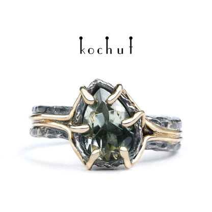 Aurora — Ring aus oxidiertem Silber und Gelbgold mit grünem Amethyst