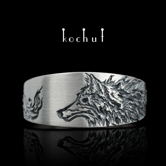Dunkler Wolf — Ring aus oxidiertem Silber