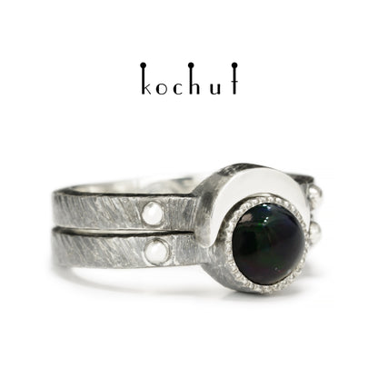 Mond-Duett — doppelter Ring aus oxidiertem Silber mit schwarzem Opal