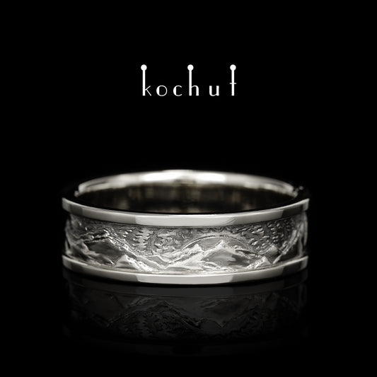 Höhen der Liebe: Sonne und Mond — Ehering aus oxidiertem Silber
