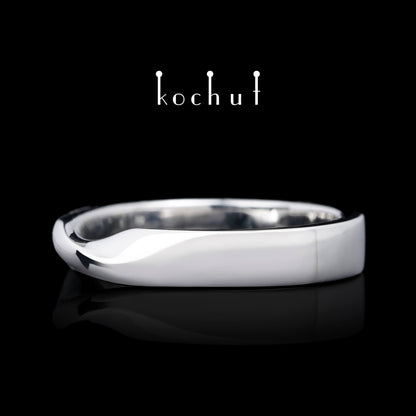 Moebius-Band — silberner Ehering, beschichtet mit weißem Rhodium