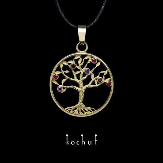 Baum des Lebens — Anhänger aus Gelbgold mit Rubinen, Amethysten und Granaten