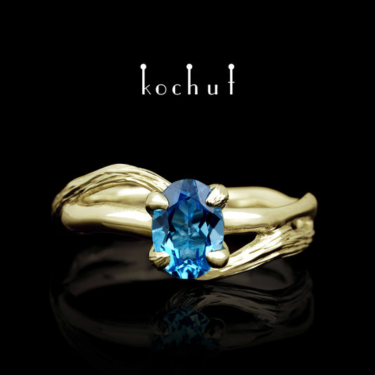 Lignum — Verlobungsring aus Gelbgold mit Topas