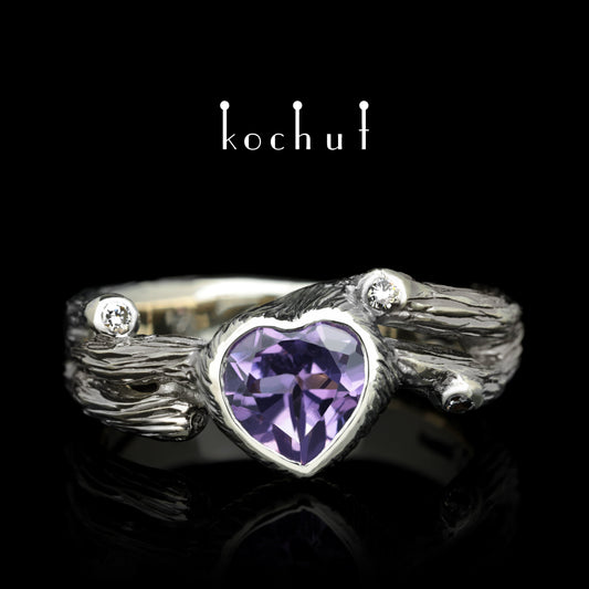 Herz des Waldes — Ring aus Weißgold mit Amethyst und Diamanten, beschichtet mit schwarzem Rhodium