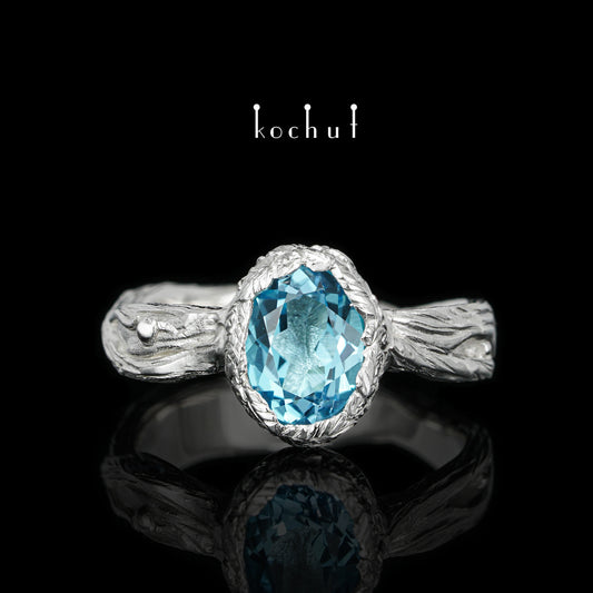 Lebensquelle — Silber-Topas-Ring, beschichtet mit WeißrhODium