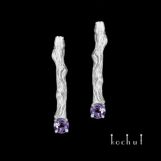 Zweige — silberne Ohrringe mit Amethysten, überzogen mit weißem Rhodium