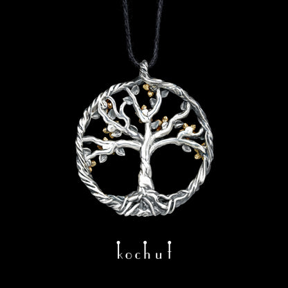 Blühender Baum — Anhänger aus oxidiertem Silber und Gelbgold