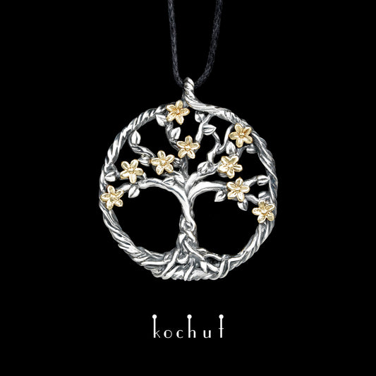 Blühender Baum — Anhänger aus oxidiertem Silber und Gelbgold