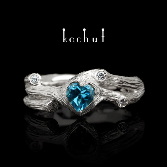 Herz des Waldes – ein Ring aus Weißgold mit Topas und Diamanten, beschichtet mit weißem Rhodium