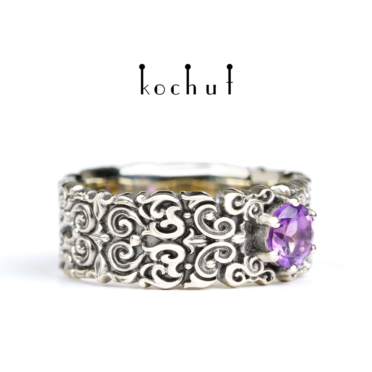 Notre Dame — Ring aus Weißgold mit Amethyst, beschichtet mit schwarzem Rhodium