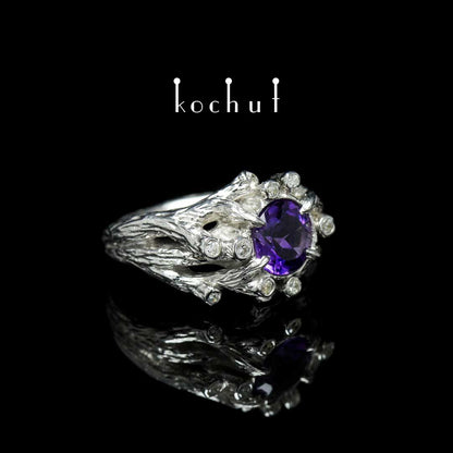 Verzauberter Wald — Silberring mit Amethyst und Diamanten, beschichtet mit weißem Rhodium