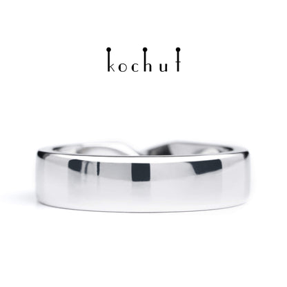 Mobius-Band — Silber-Verlobungsring mit Diamant