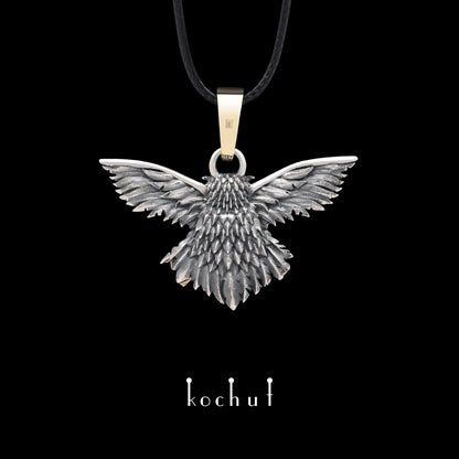 Herald of Wisdom — Anhänger aus oxidiertem Silber und Gelbgold mit Diamant